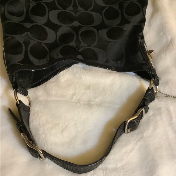 Coach Handbag - Picture 8 of 9